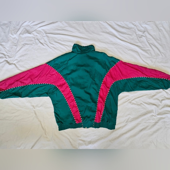 Vintage 80's Windbreaker - Picture 4 of 11